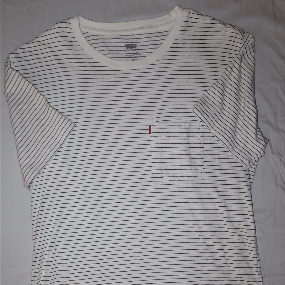 Levi’s Pocket Tee